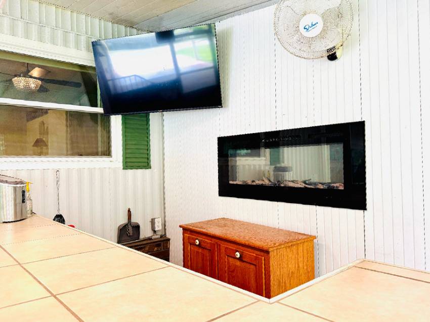112 Sargasso Lane a Winter Haven, FL Mobile or Manufactured Home for Sale